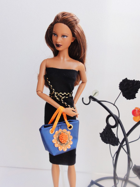 Как сделать сумочки куклам барби