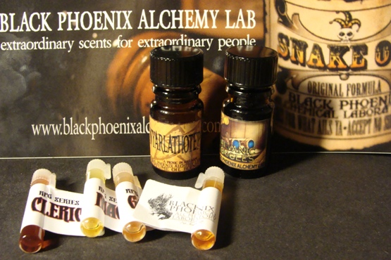 хвастовства псто опять: Black Phoenix Alchemy Lab.
