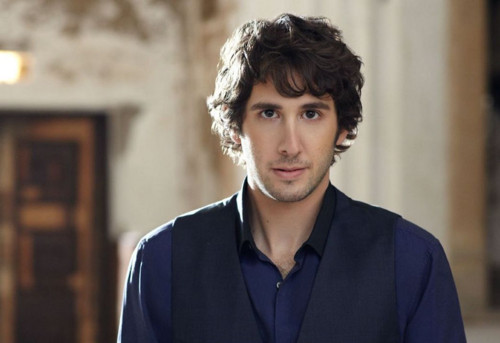 Джордж гробан. Джош Гробан. Josh Groban. Джош Гробан фото в наушниках.